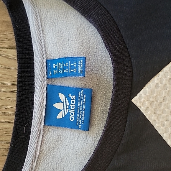 Adidas pullover - Picture 3 of 4